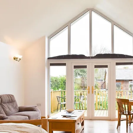 Ty Bach Holiday home *